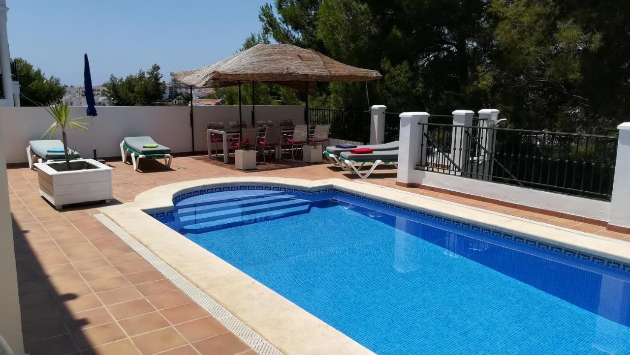 Burriana Sleeps 8 Private Pool Nerja