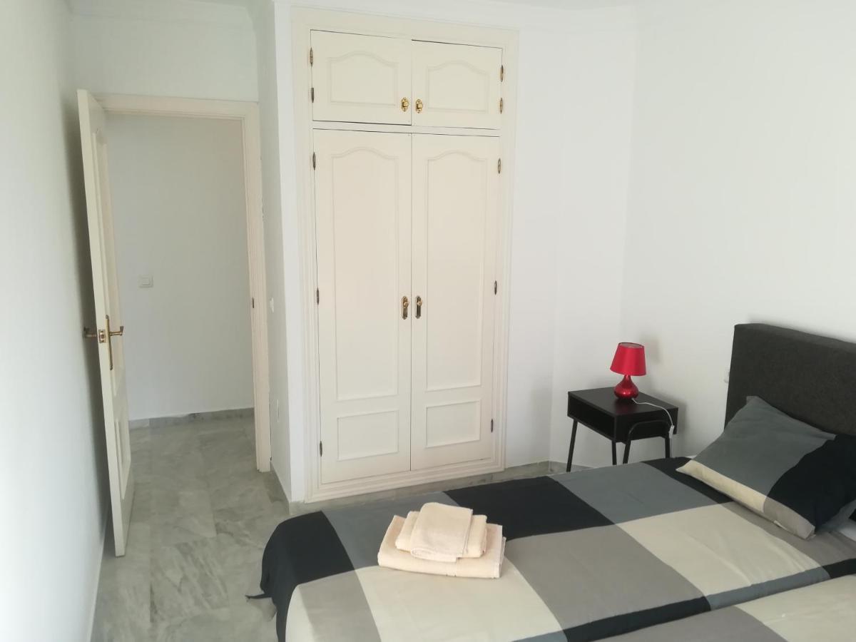 Burriana Sleeps 8 Private Pool Holiday home *
